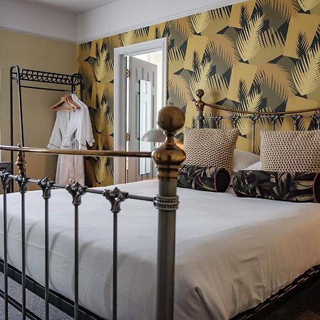 The Bull Hotel Bridport Εξωτερικό φωτογραφία