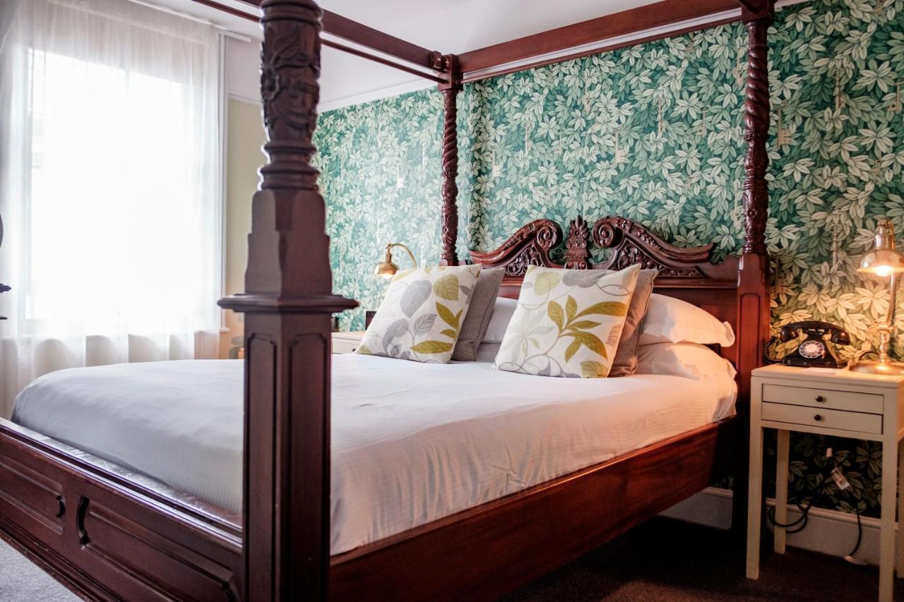 The Bull Hotel Bridport Εξωτερικό φωτογραφία