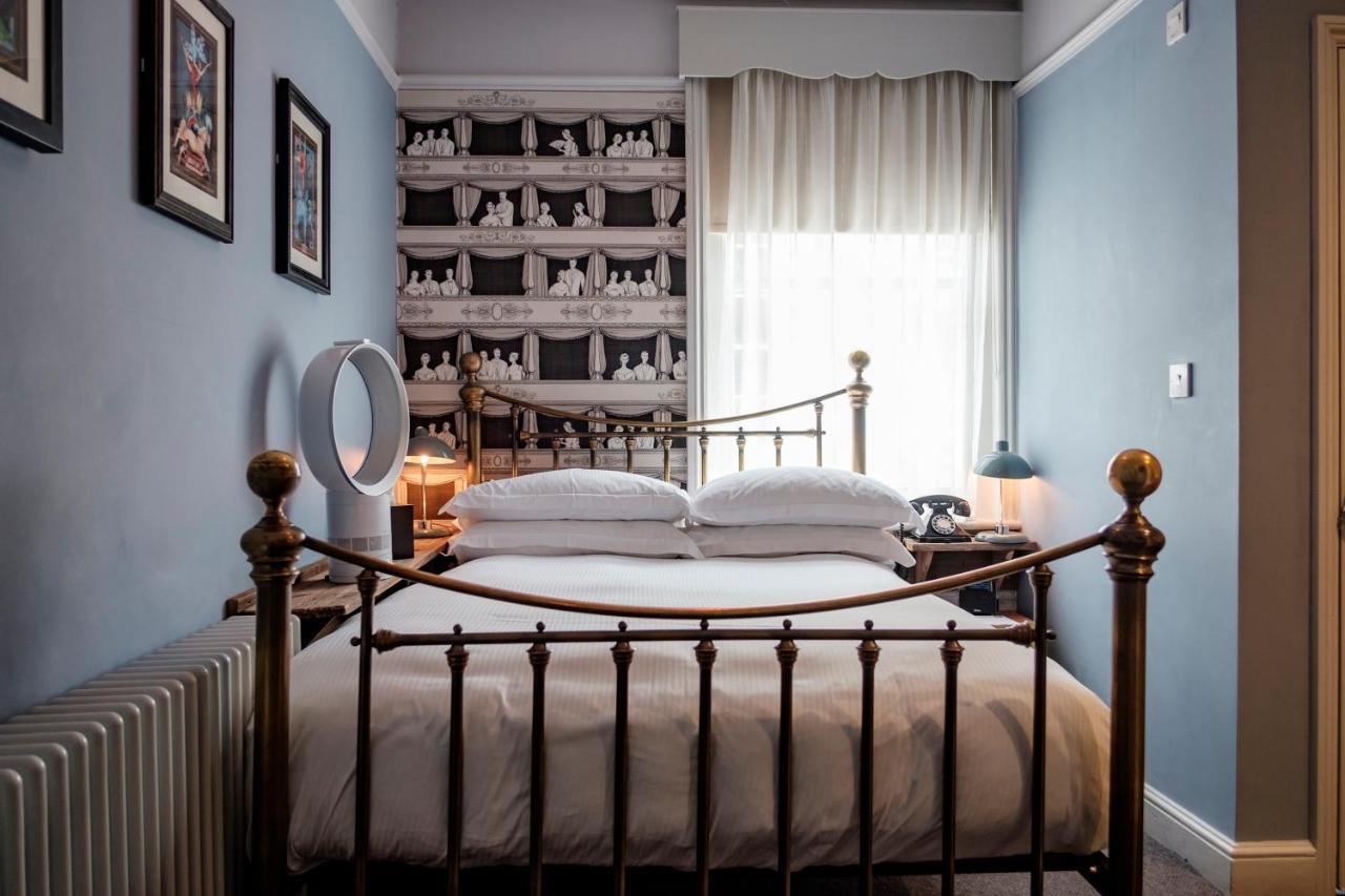 The Bull Hotel Bridport Εξωτερικό φωτογραφία