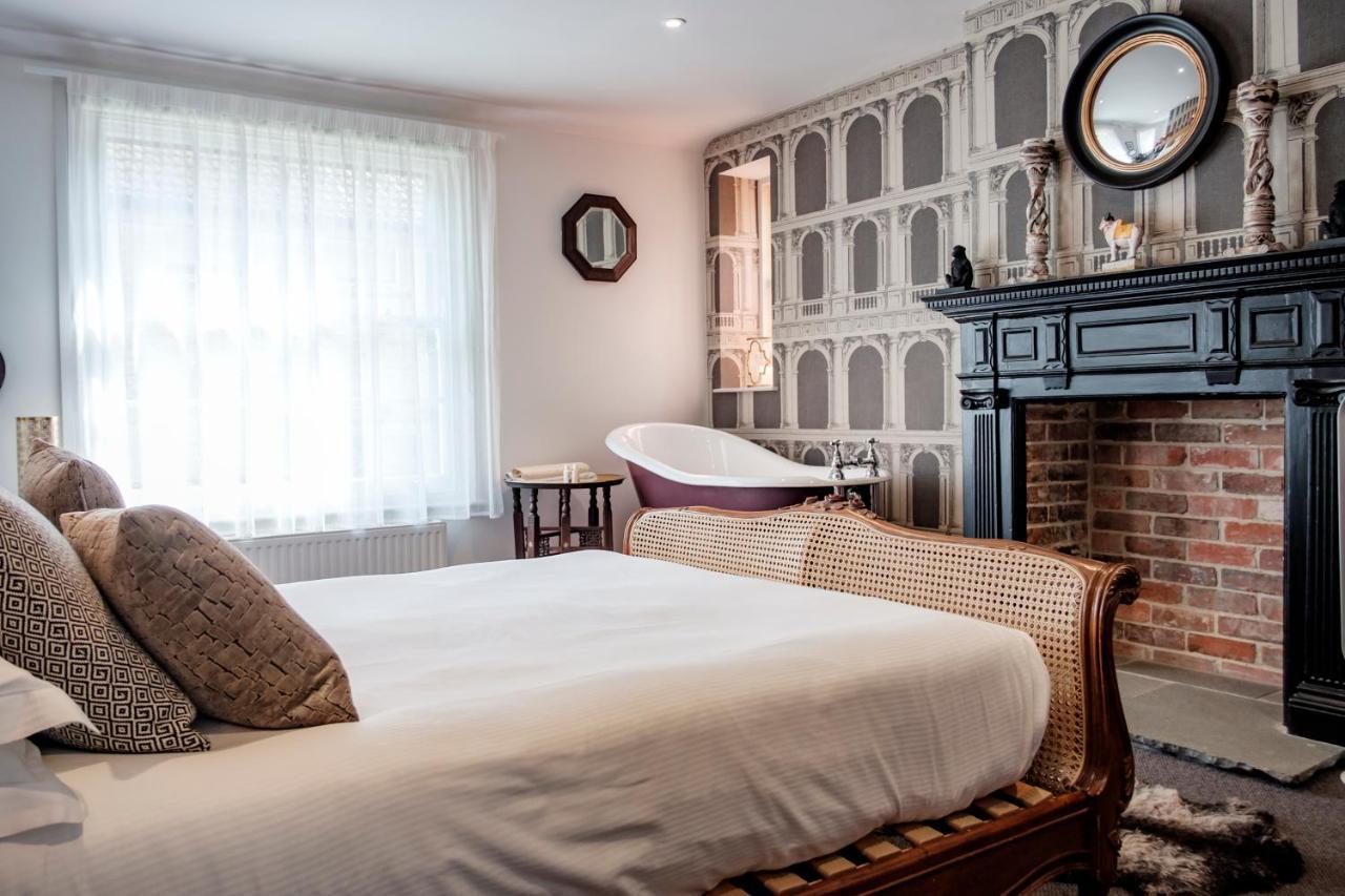 The Bull Hotel Bridport Εξωτερικό φωτογραφία